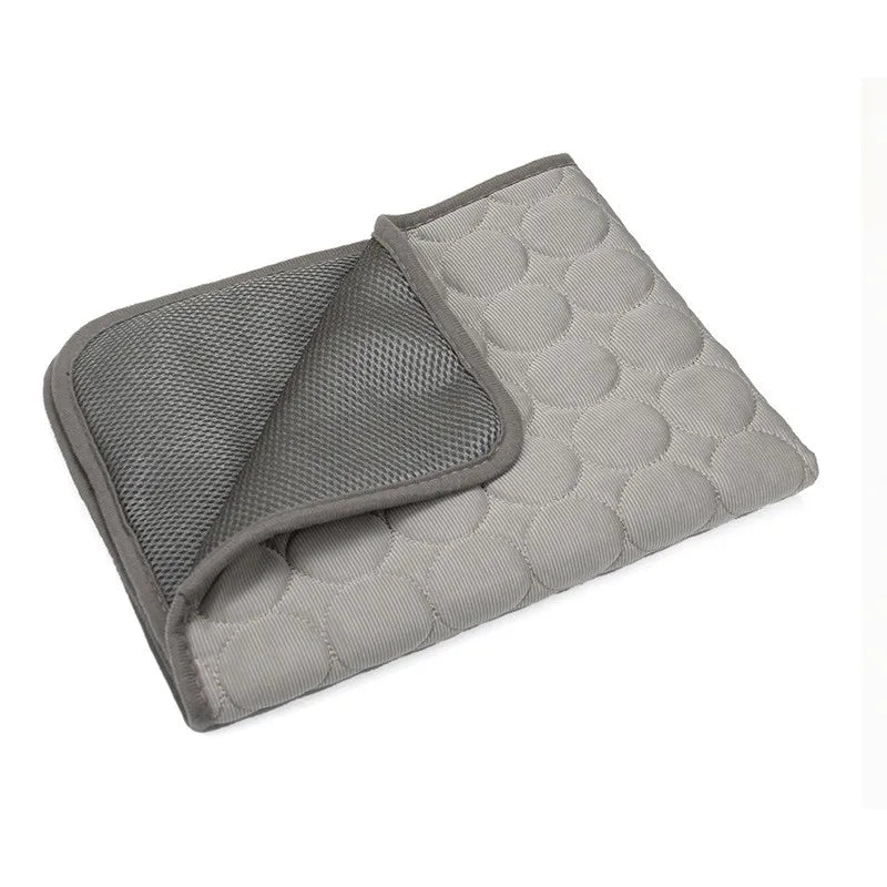 Tapis Rafraîchissant  – Confort Respirant & Lavable